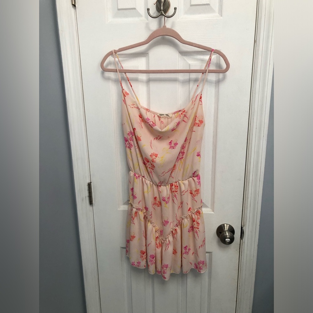 Peach Love Cali Women’s Pink Floral Medium Romper Babydoll Cottage USA
